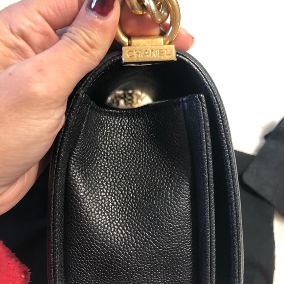 Authentic Chanel boy - Picture 4 of 11